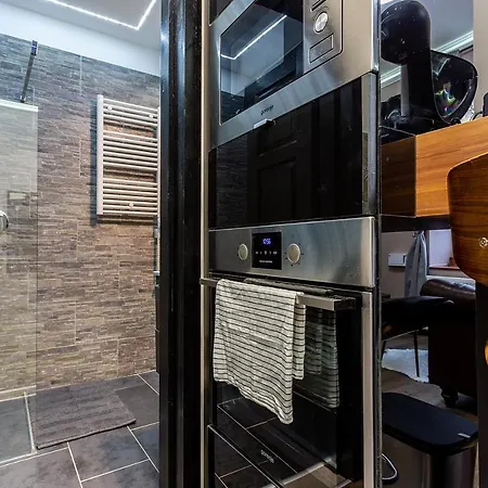 Goldcentral Akacfa *