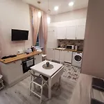 Goldcentral Akacfa Budapest